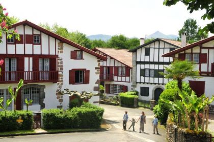 Venez flâner dans les ruelles colorées