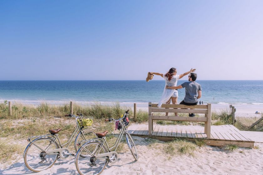 Plage de sable à 400 mètres