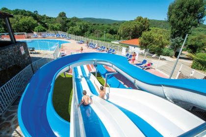 Toboggans du parc aquatique