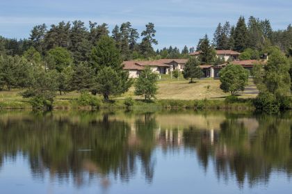 Le lac à proximité du Village Vacances