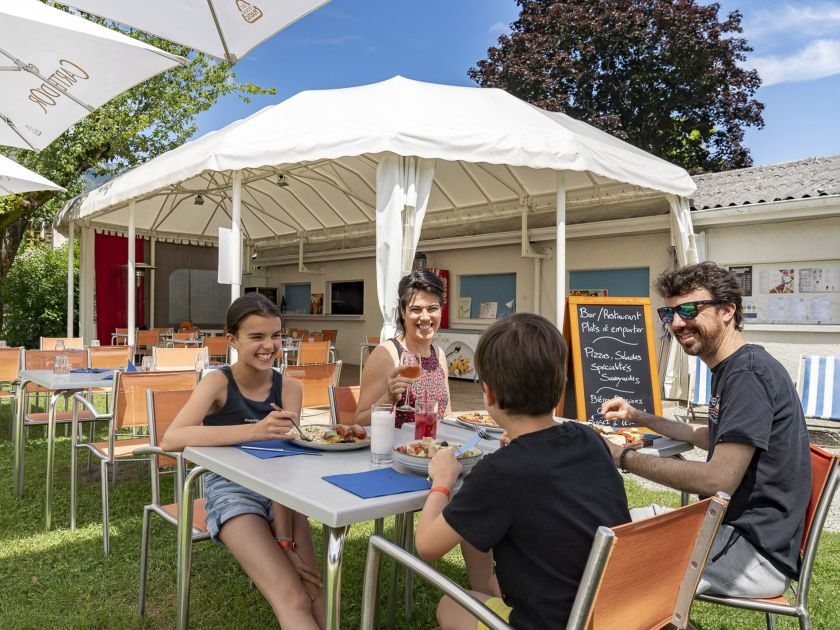 Le Camping La Ferme de la Serraz en famille !