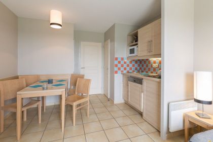 appartement 2p 4-5p salle a manger cuisine