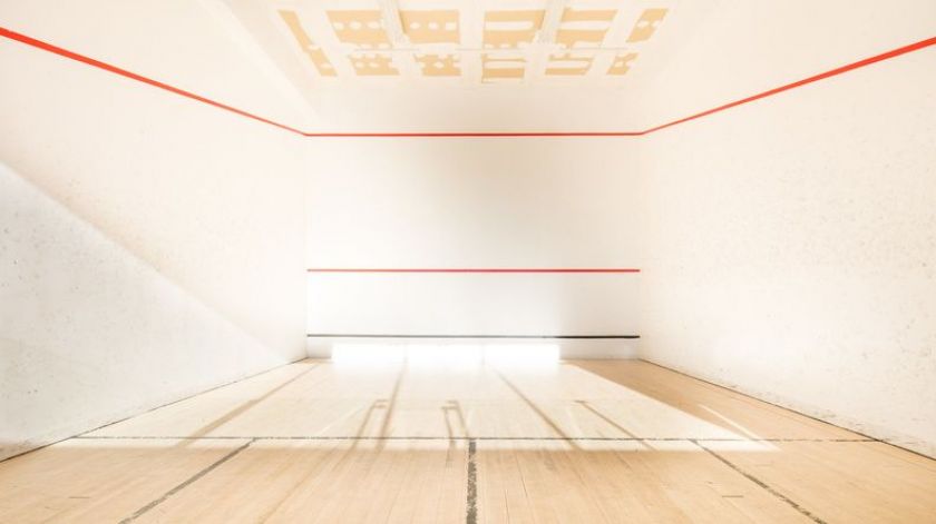 Profitez du terrain de squash