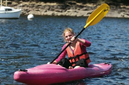 De nombreuses activités nautiques proposées sur la plage de Chambon